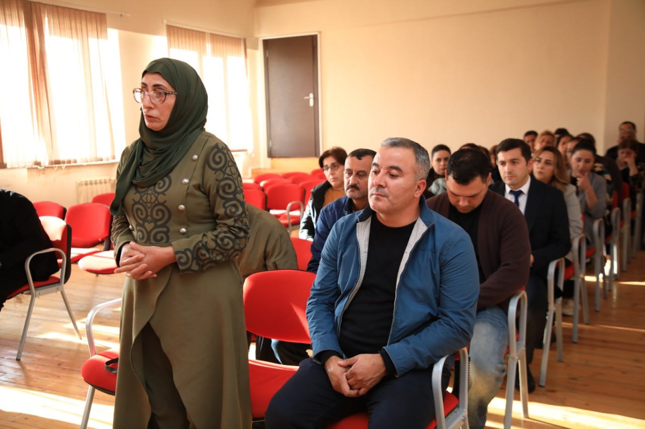 Niyazi Bayramov vətəndaşların müraciətlərini dinlədi - FOTOLAR