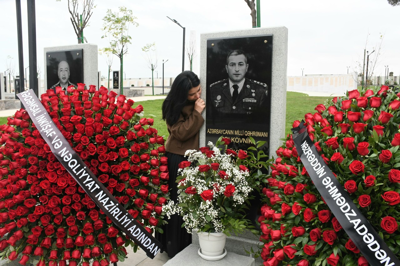 Milli Qəhrəman Şükür Həmidovun anım mərasimi keçirilib - FOTOLAR