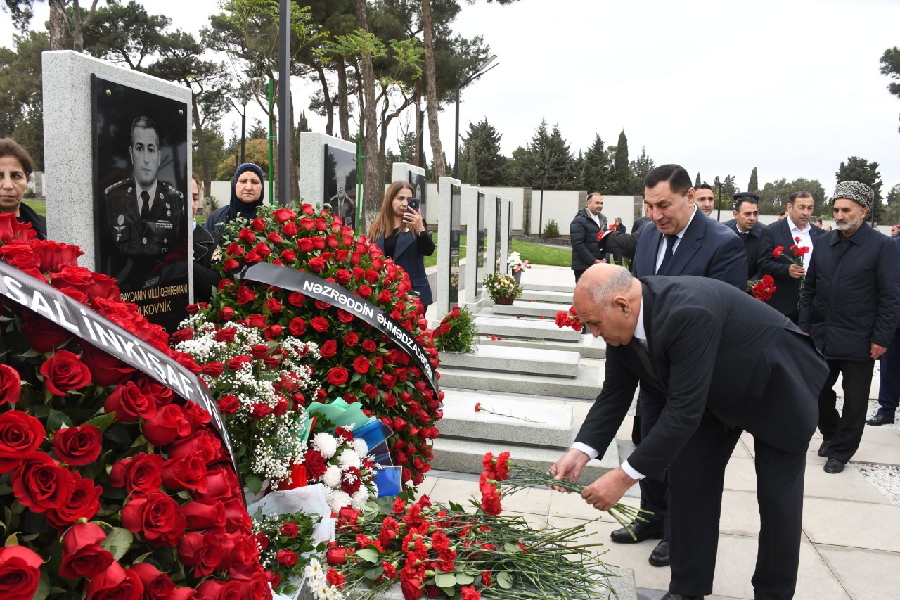 Milli Qəhrəman Şükür Həmidovun anım mərasimi keçirilib - FOTOLAR
