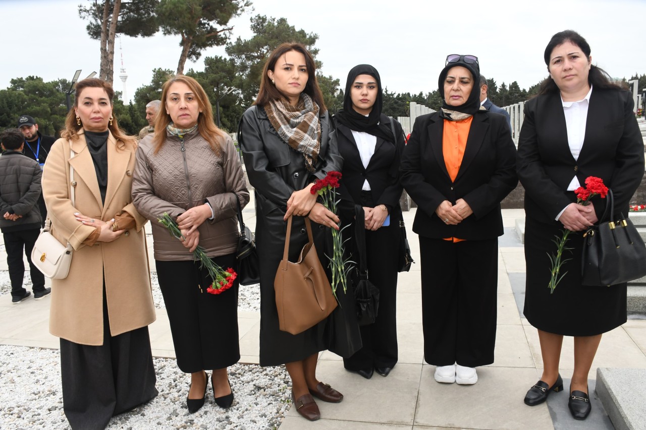 Milli Qəhrəman Şükür Həmidovun anım mərasimi keçirilib - FOTOLAR