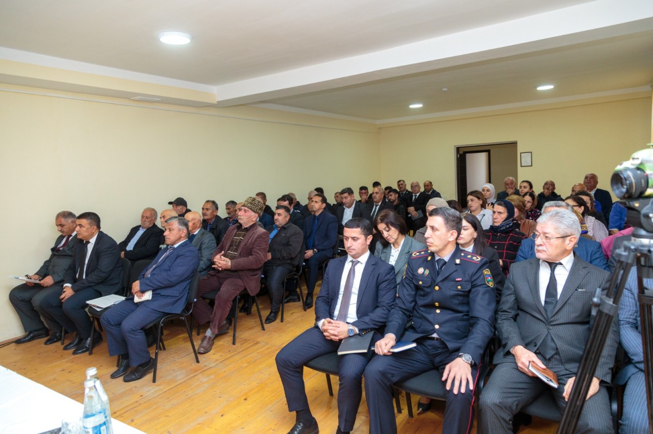 Neftçalanın icra başçısı səyyar görüş keçirib - FOTOLAR