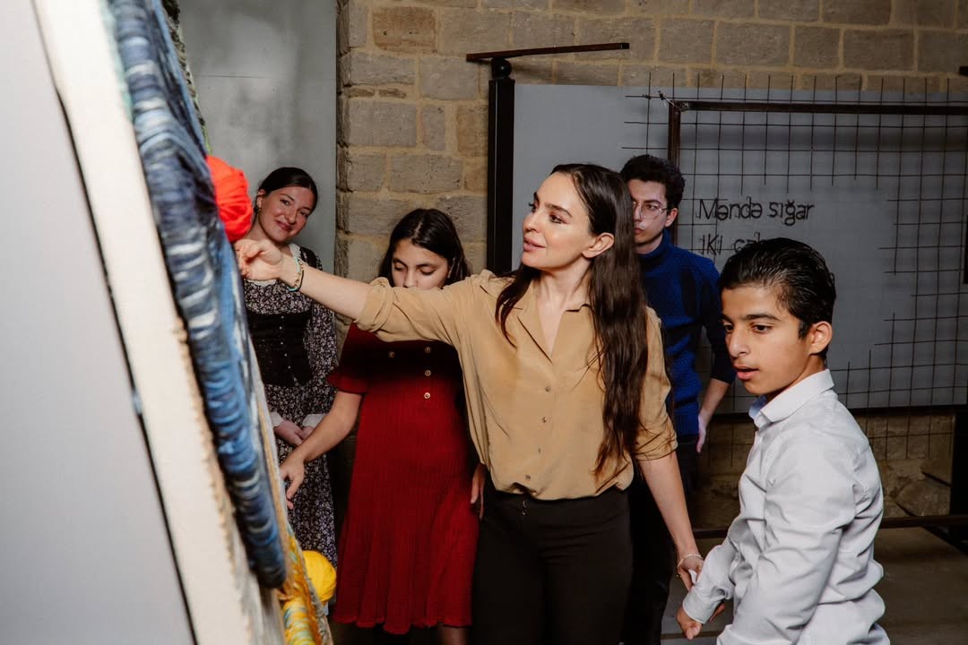 Leyla və Arzu Əliyevalar "Eşqi-nur" sərgisində - FOTOLAR