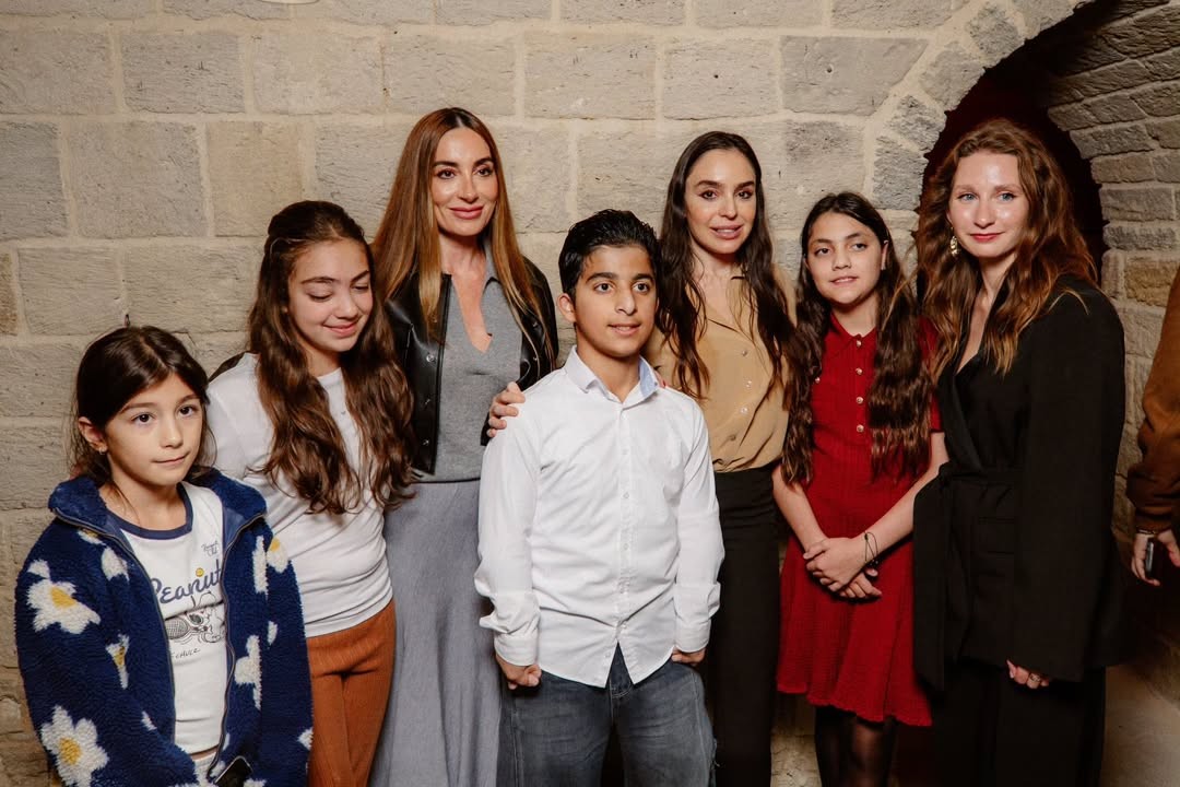 Leyla və Arzu Əliyevalar "Eşqi-nur" sərgisində - FOTOLAR