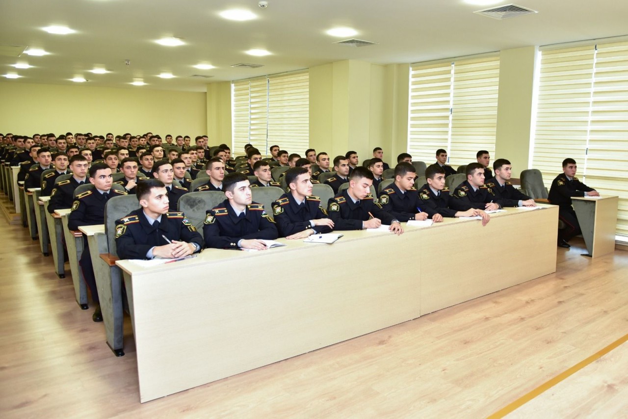Polis Akademiyasında interaktiv dərslər təşkil olundu - FOTOLAR