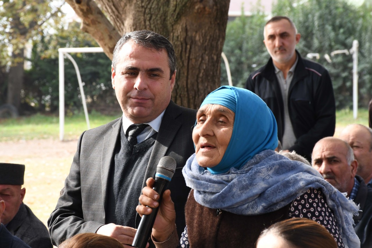 Vaqif Həsənov növbəti səyyar qəbul keçirdi - FOTOLAR