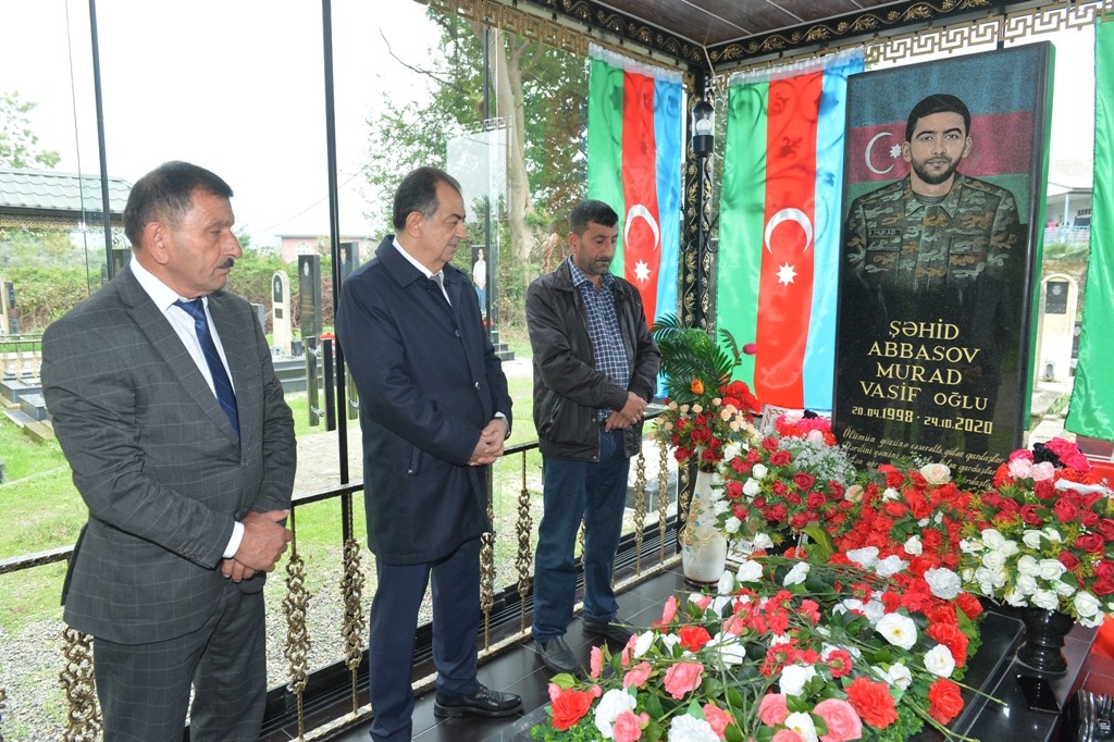 Taleh Qaraşov şəhidlərin anım günündə iştirak edib - FOTOLAR