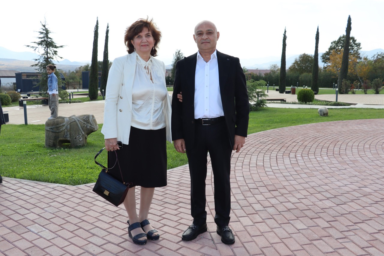 İllər sonra ilk dəfə görüşdülər - FOTOLAR