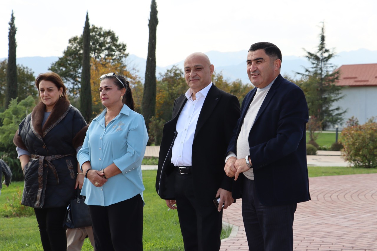 İllər sonra ilk dəfə görüşdülər - FOTOLAR