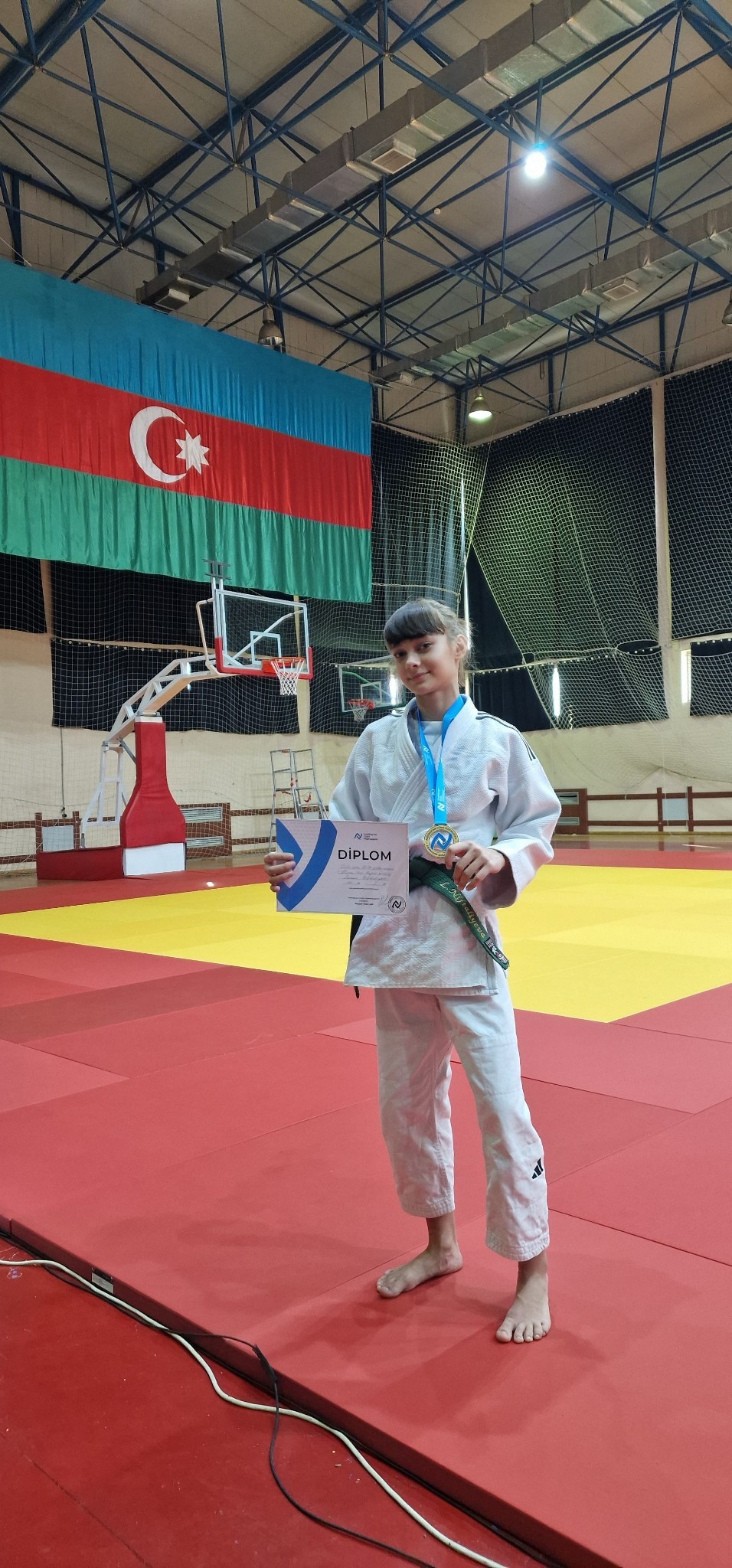 Vətən Müharibəsi Qəhrəmanının qızı qızıl medal qazandı - FOTOLAR