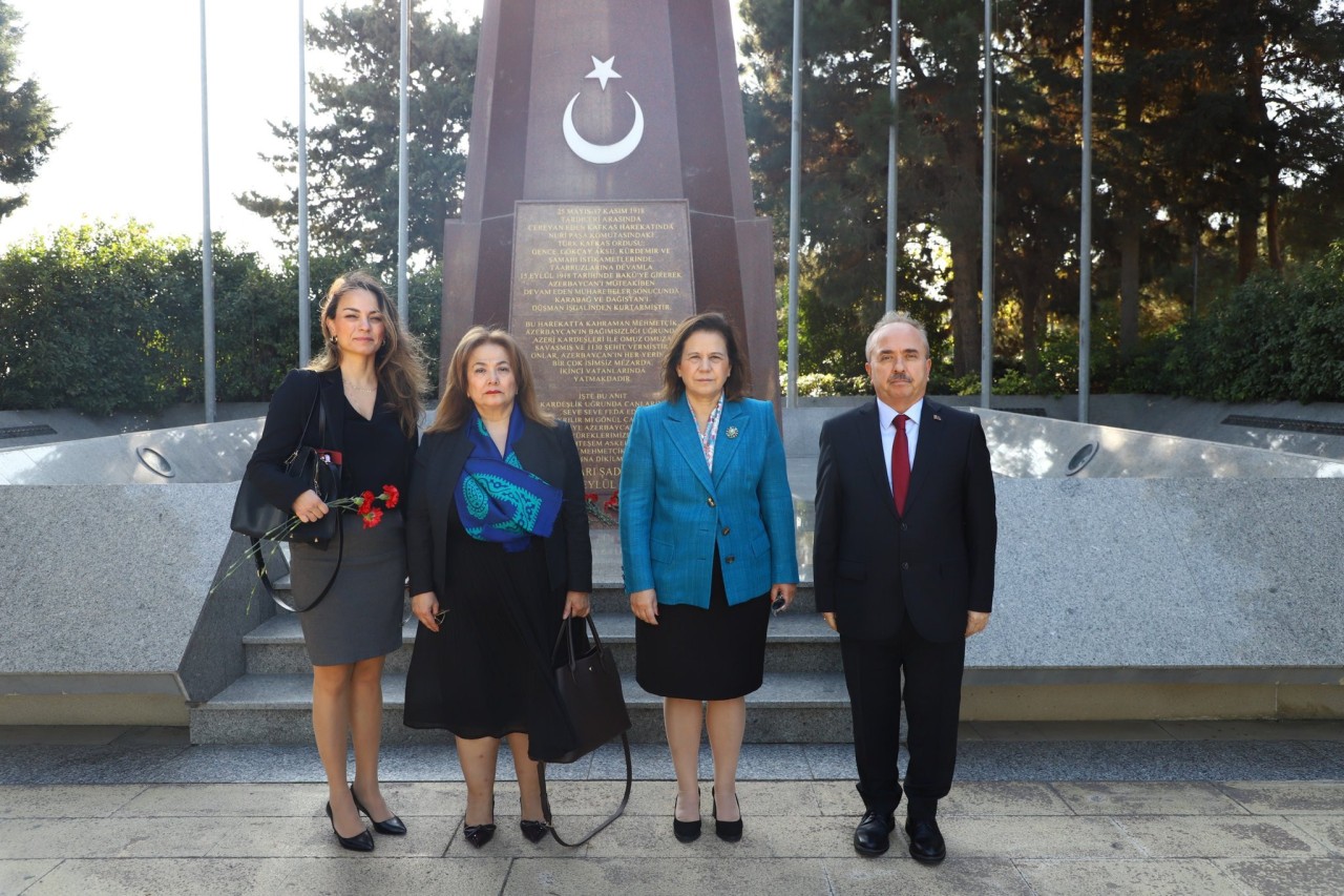 Hakan Fidanın müavini Bakıya gəlib - FOTOLAR