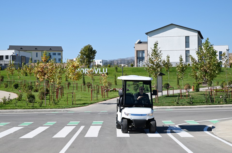 Prezident Cəbrayılın Horovlu kəndinin açılışında - FOTOLAR