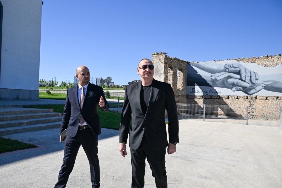 Prezident Cəbrayılın Horovlu kəndinin açılışında - FOTOLAR