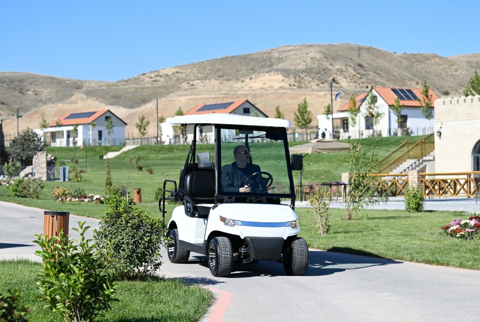 Prezident Cəbrayılın Horovlu kəndinin açılışında - FOTOLAR