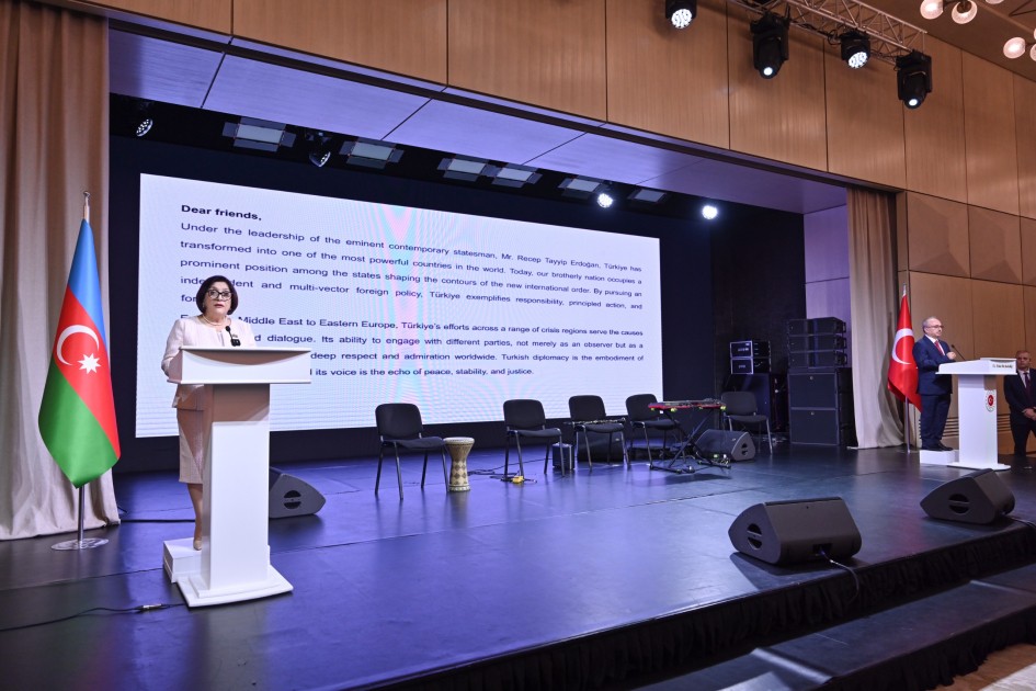 Bakıda rəsmi qəbul təşkil edildi - FOTOLAR