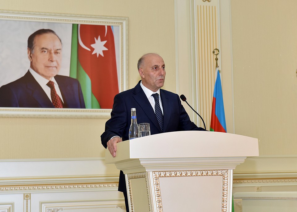 Zakir Fərəcov Şura iclası keçirdi - Bu məsələlər müzakirə edildi (FOTOLAR)