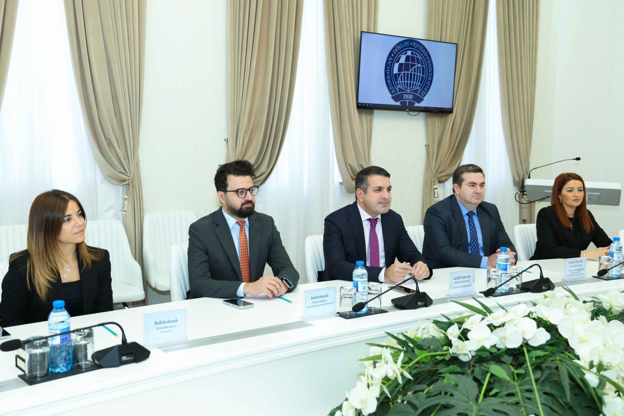 UNEC ilə “Rabitəbank” arasında əməkdaşlıq memorandumu imzalanıb - FOTOLAR
