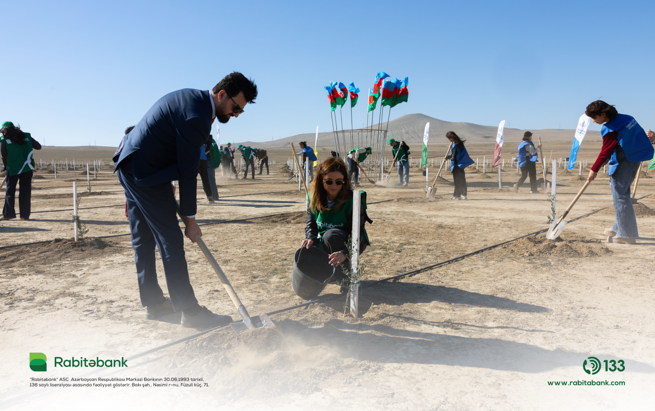 “Rabitəbank” ağacəkmə aksiyası keçirdi - FOTOLAR
