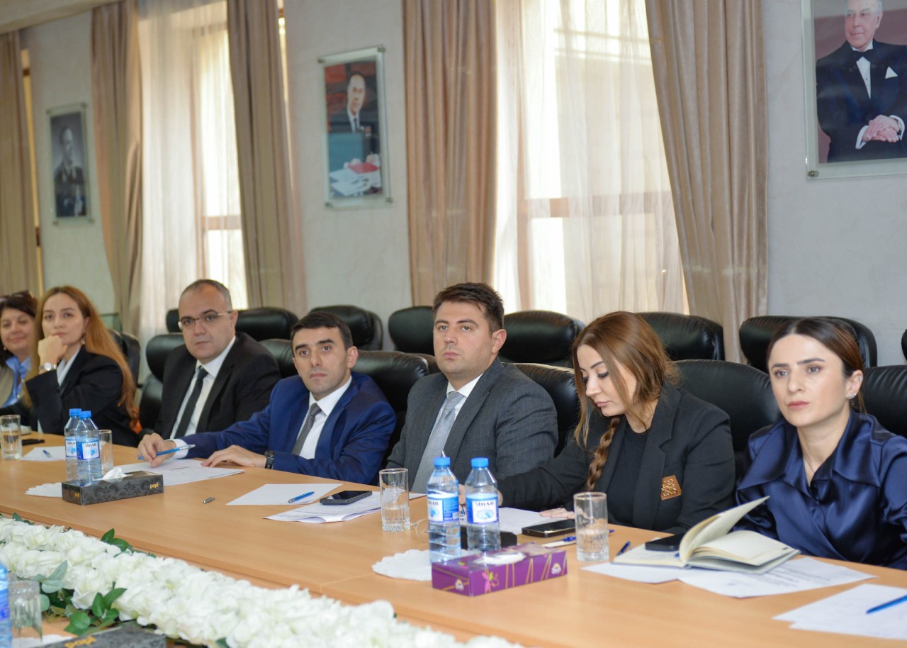 Məktəbəqədər və ümumi təhsil üzrə gələcək inkişaf prioritetləri ictimai müzakirədə - FOTOLAR