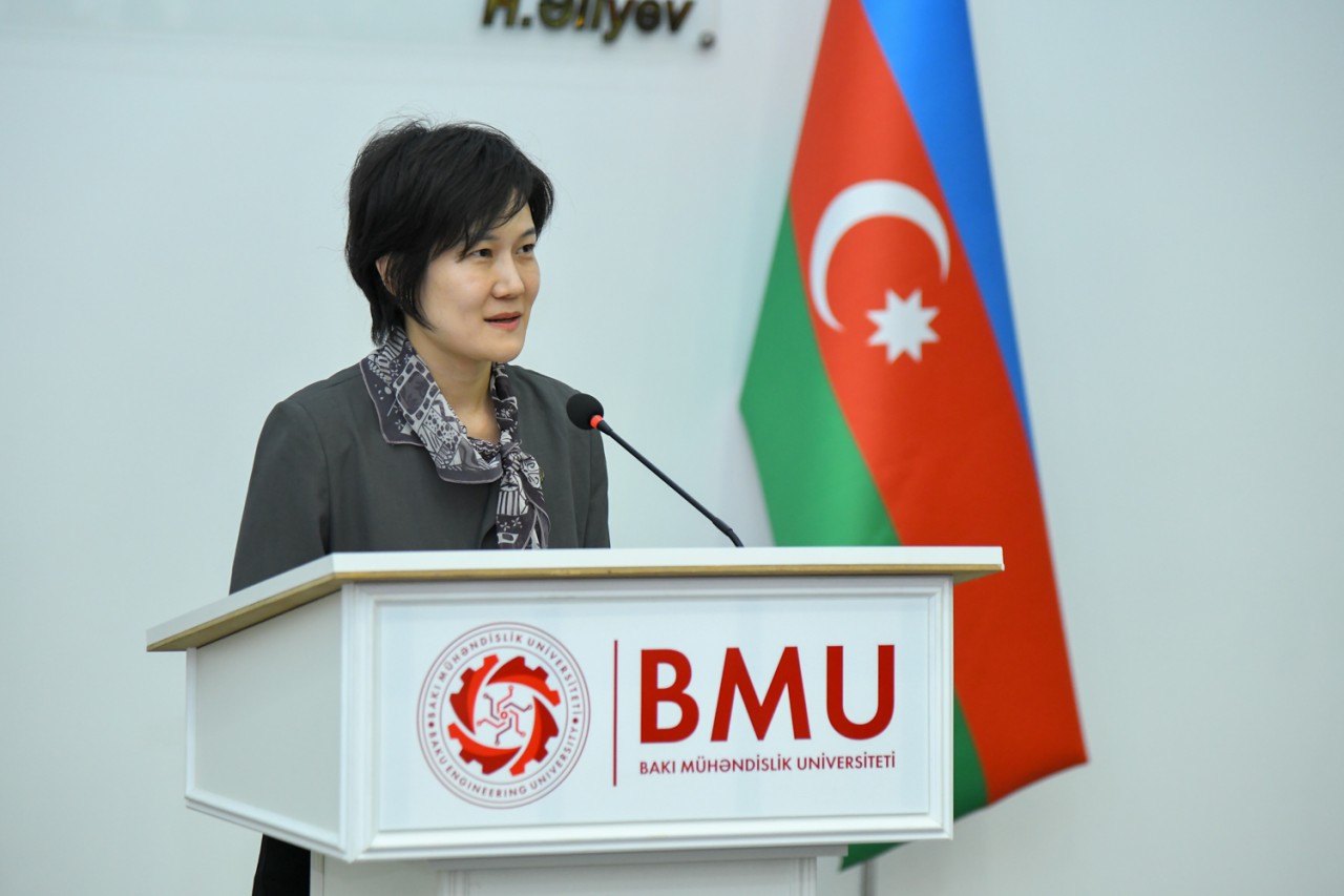 BMU-nun rektoru ikili diplom proqramından danışdı - FOTOLAR