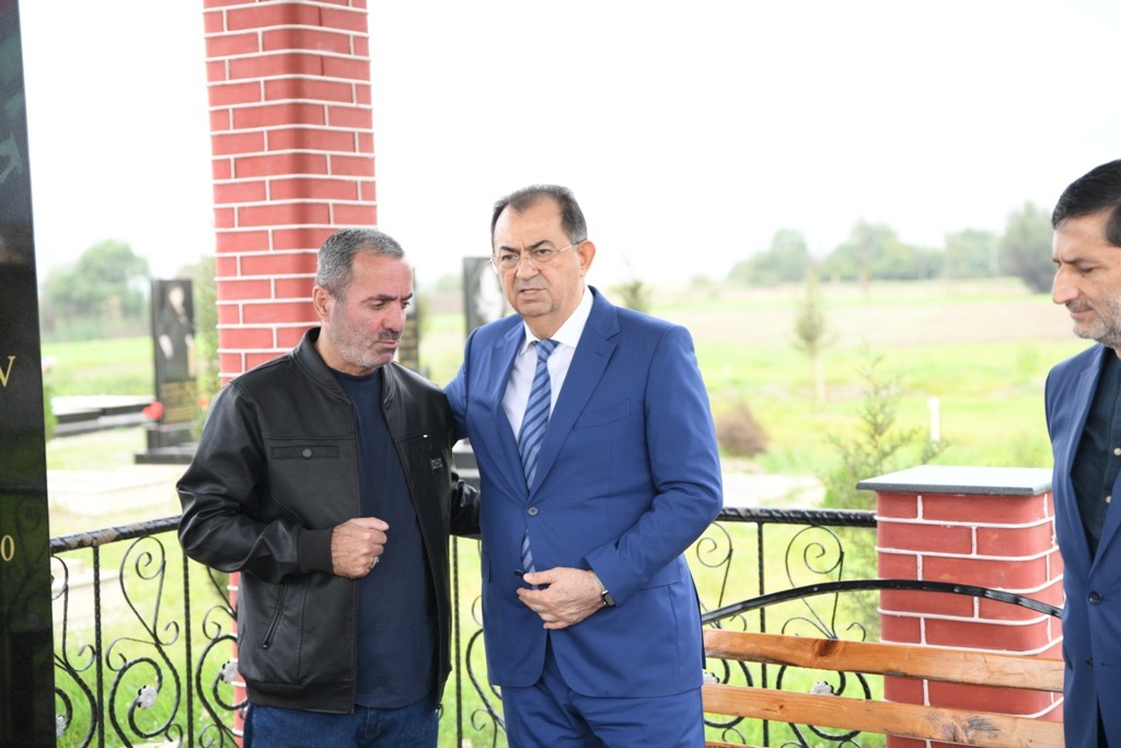 Taleh Qaraşov şəhidin anım günündə iştirak edib - FOTOLAR