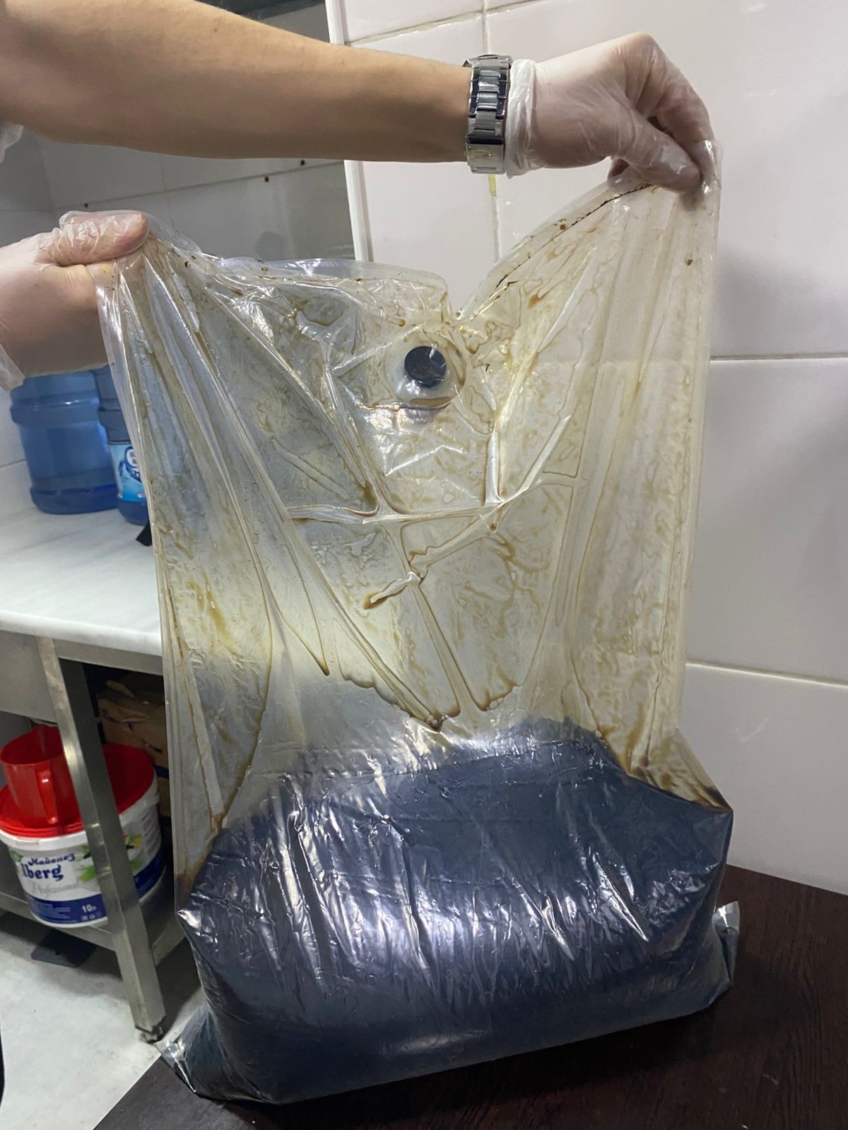 “Sushi Club”da bu balıq məhsulundan istifadə edilirmiş - FOTOLAR