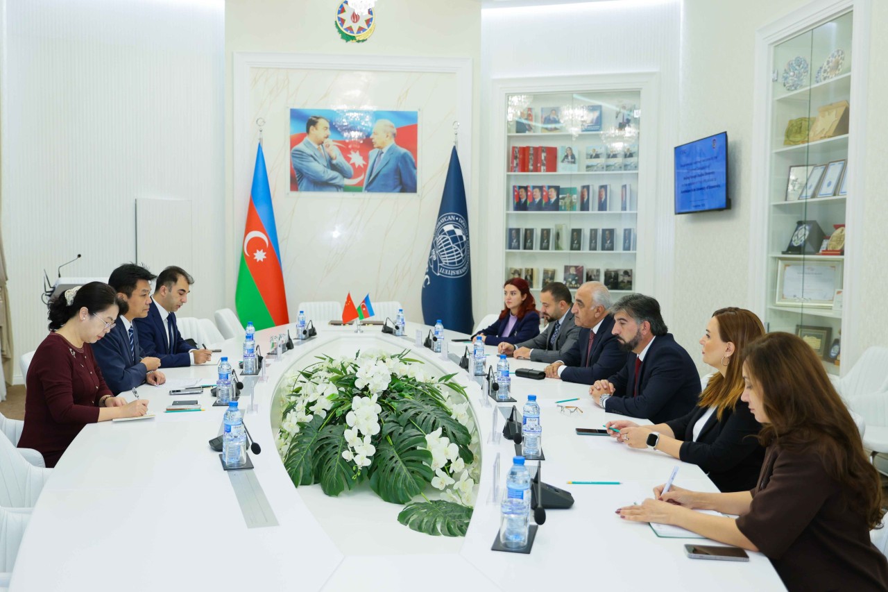 UNEC və Pekin Xarici Dillər Universiteti əməkdaşlığa başlayır - FOTOLAR