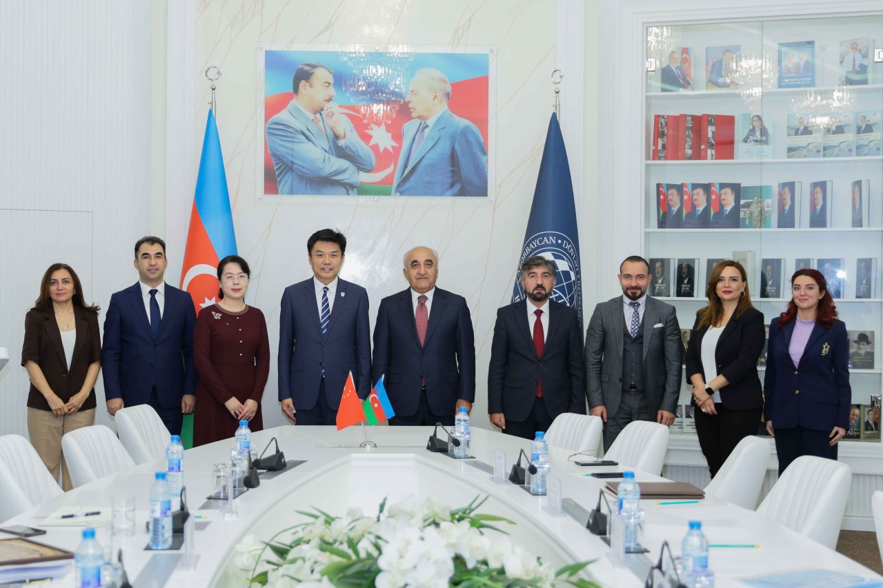 UNEC və Pekin Xarici Dillər Universiteti əməkdaşlığa başlayır - FOTOLAR