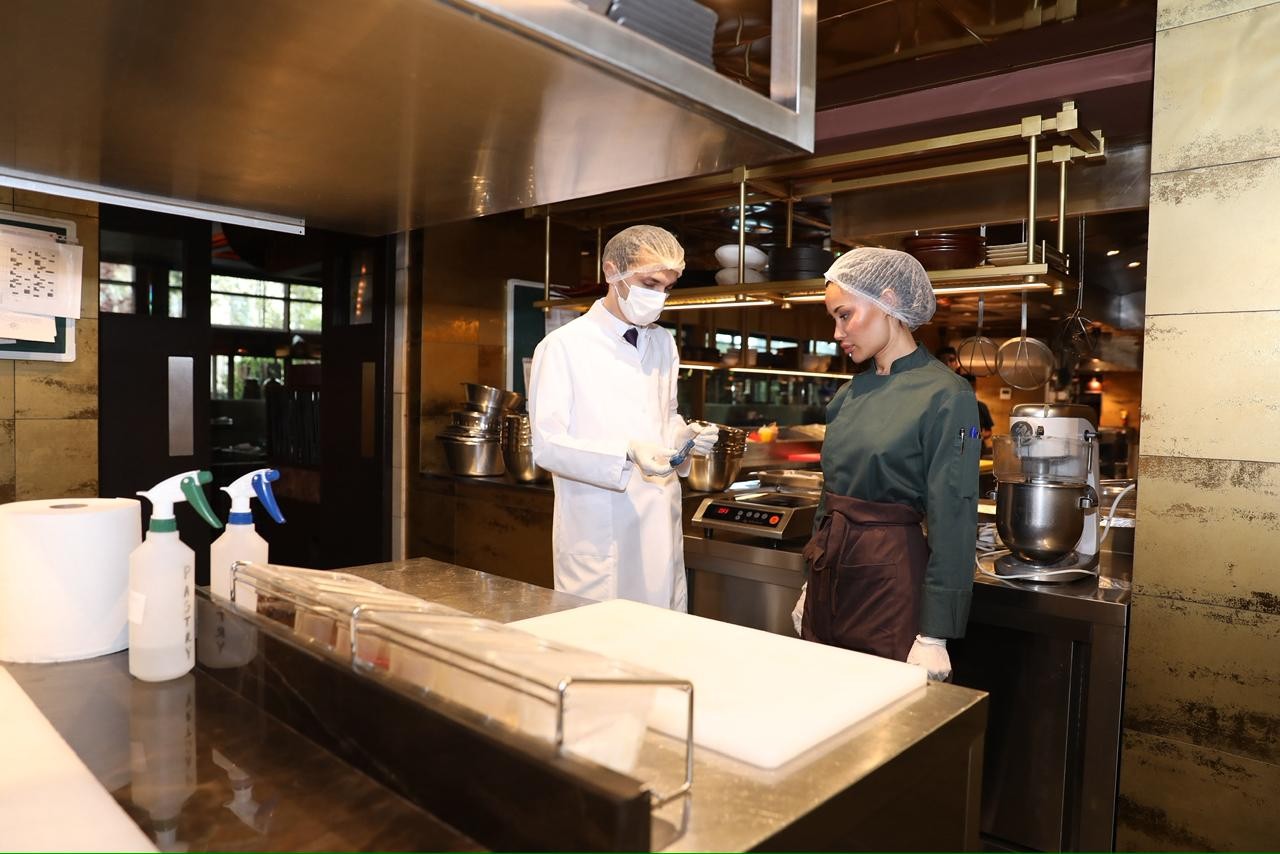 AQTİ tərəfindən “Chinar” restoranına “5 ulduz” sertifikatı təqdim edilib - FOTOLAR