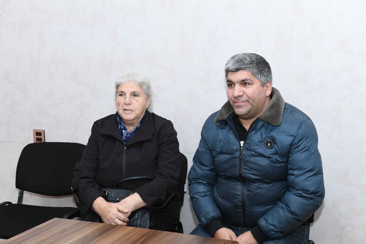 Rövşən Rzayev vətəndaşların növbəti qəbulunu keçirib - FOTOLAR