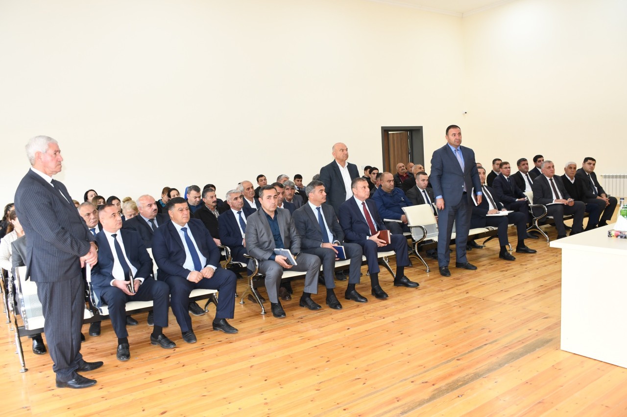 İcra başçısı Vaqif Həsənovun növbəti səyyar qəbul-görüşü keçirildi - FOTOLAR