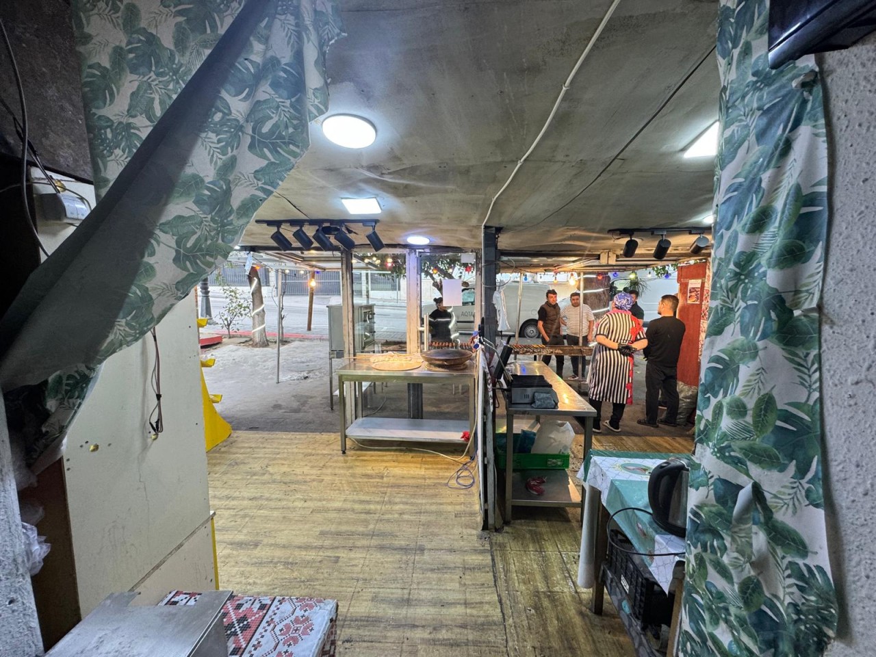 AQTA "Kababxana"da yoxlama keçirdi - FOTOLAR