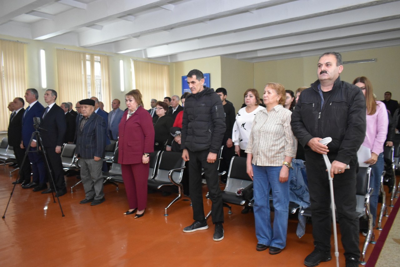 İcra başçısı Elşad Həsənov sakinlərlə görüşdü - FOTOLAR