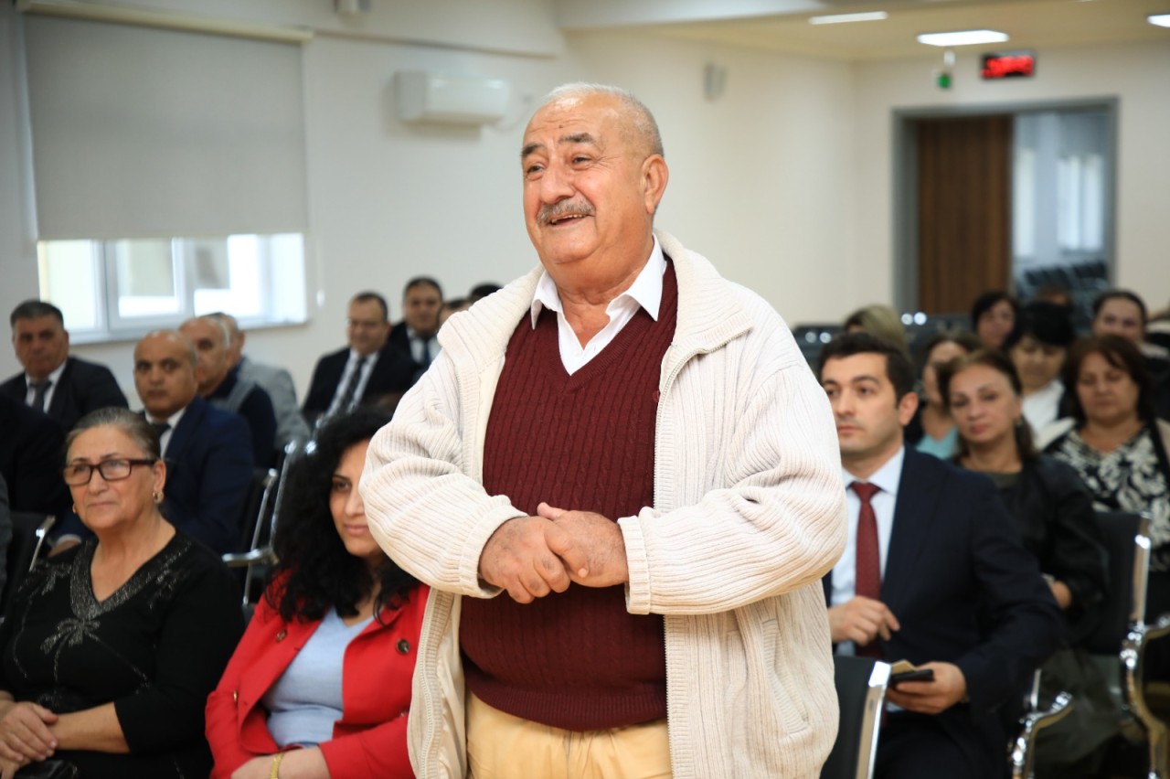 Niyazi Bayramov vətəndaşlarla görüşdü - FOTOLAR