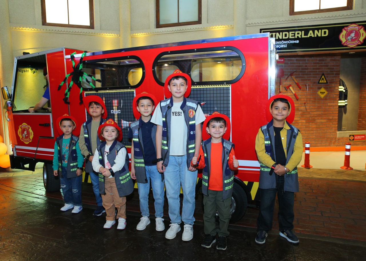 Binəqədidə şəhid övladlarının iştirakı ilə bayram tədbiri keçirildi - FOTOLAR