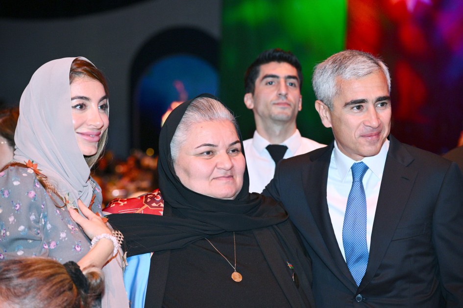 Leyla və Arzu Əliyeva şəhid anaları ilə görüşdülər - FOTOLAR