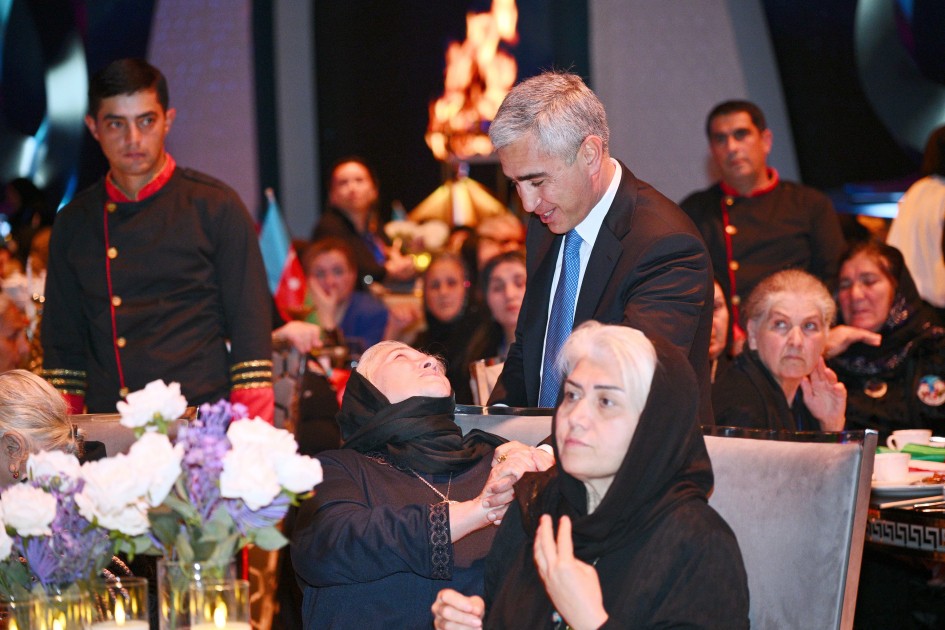 Leyla və Arzu Əliyeva şəhid anaları ilə görüşdülər - FOTOLAR