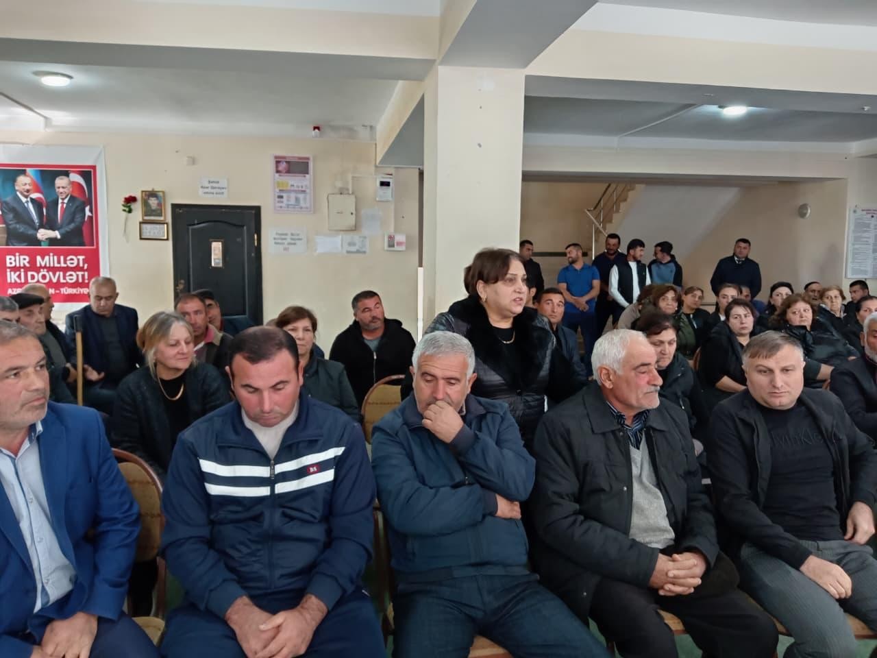 İcra başçısı vətəndaşların müraciətlərini dinlədi - FOTOLAR