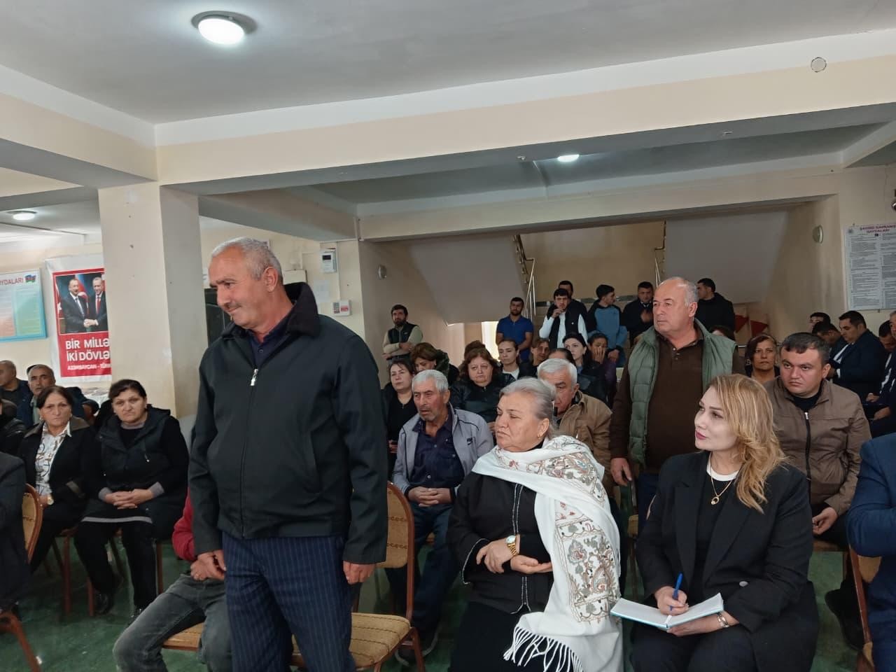 İcra başçısı vətəndaşların müraciətlərini dinlədi - FOTOLAR