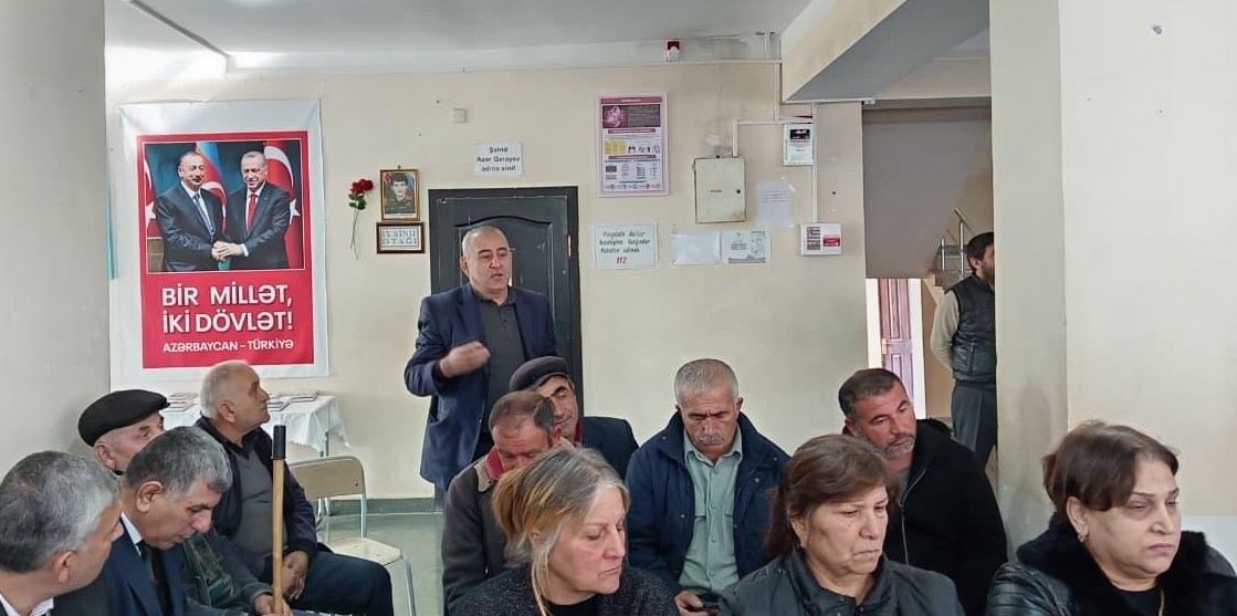 İcra başçısı vətəndaşların müraciətlərini dinlədi - FOTOLAR