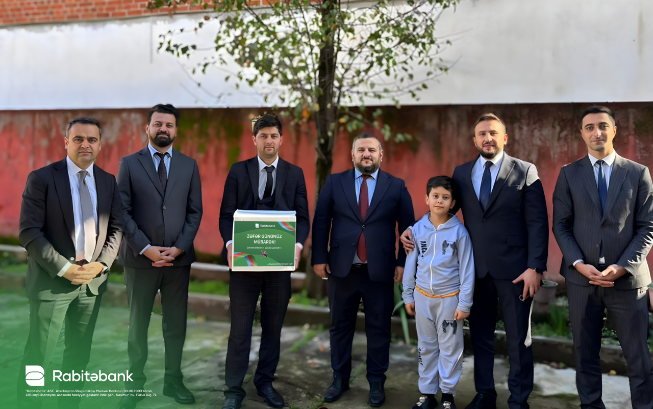 "Rabitəbank" Zəfər Günü ərəfəsində şəhid ailələrini ziyarət edib - FOTOLAR