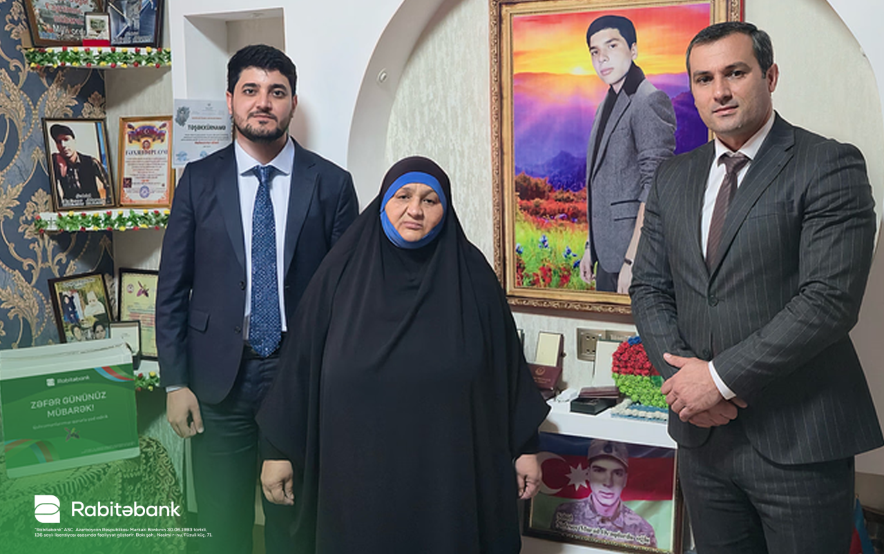 "Rabitəbank" Zəfər Günü ərəfəsində şəhid ailələrini ziyarət edib - FOTOLAR