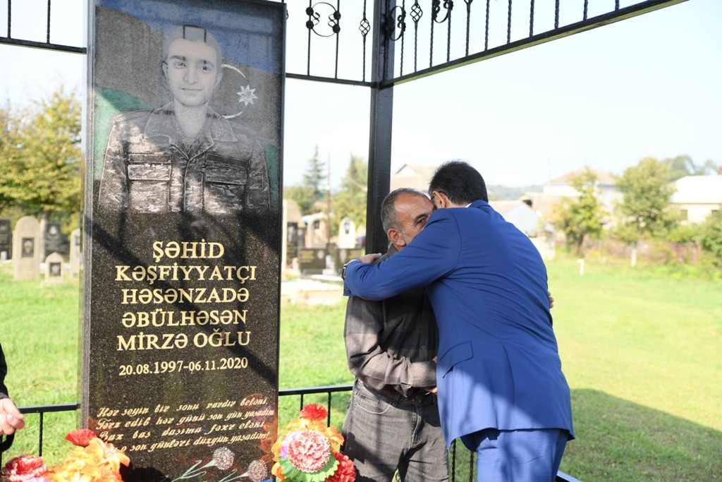 Vətən müharibəsi şəhidlərinin məzarları ziyarət olundu - FOTOLAR