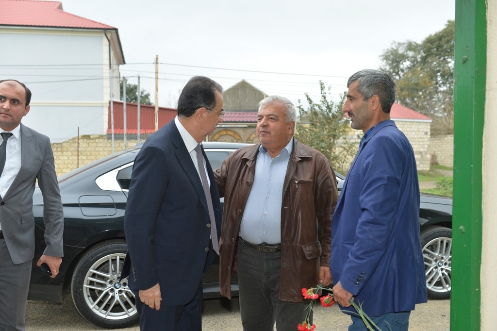 Vətən müharibəsi şəhidlərinin məzarları ziyarət olundu - FOTOLAR
