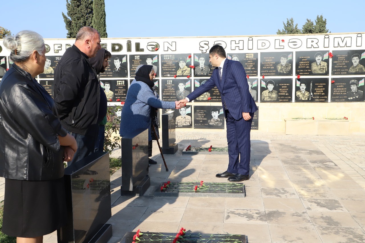 Zəfər Günü ərəfəsində Ağstafada şəhidlərimizin xatirəsi anılıb - FOTOLAR