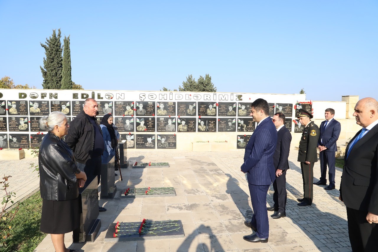 Zəfər Günü ərəfəsində Ağstafada şəhidlərimizin xatirəsi anılıb - FOTOLAR