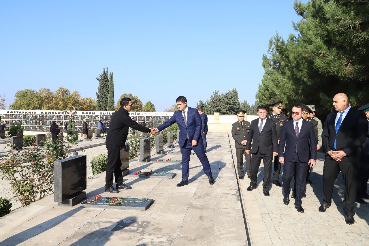 Zəfər Günü ərəfəsində Ağstafada şəhidlərimizin xatirəsi anılıb - FOTOLAR