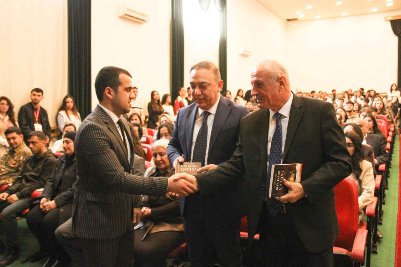 Mingəçevir Dövlət Universitetində Zəfər Günü qeyd olunub - FOTOLAR