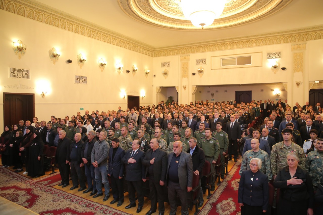 Xəzər rayonunda Zəfər Günü münasibətilə tədbir keçirilib - FOTOLAR