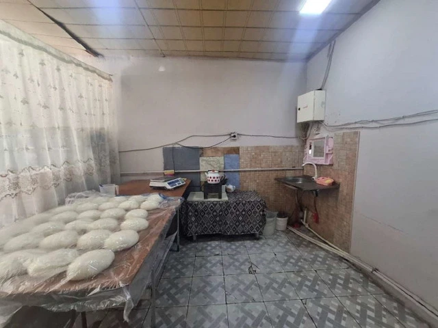 Binəqədidə un məmulatlarının emalı müəssisəsində yoxlama keçirildi - FOTOLAR