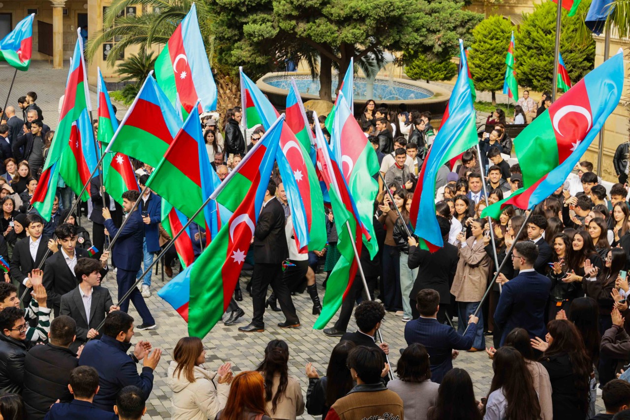 UNEC-də Zəfər Gününə həsr olunmuş tədbir keçirilib - FOTOLAR